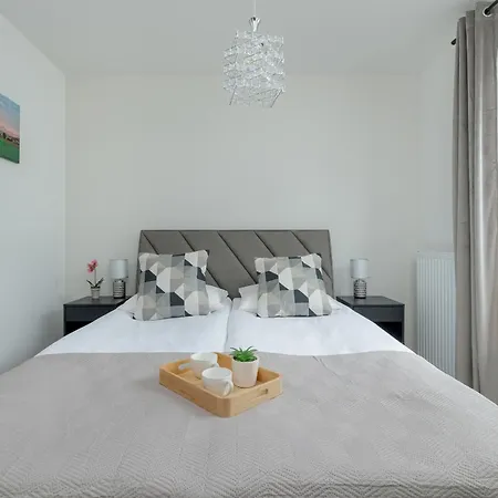 아파트 Apartament Z Klimatyzacja I Parkingiem By Renters Prestige *